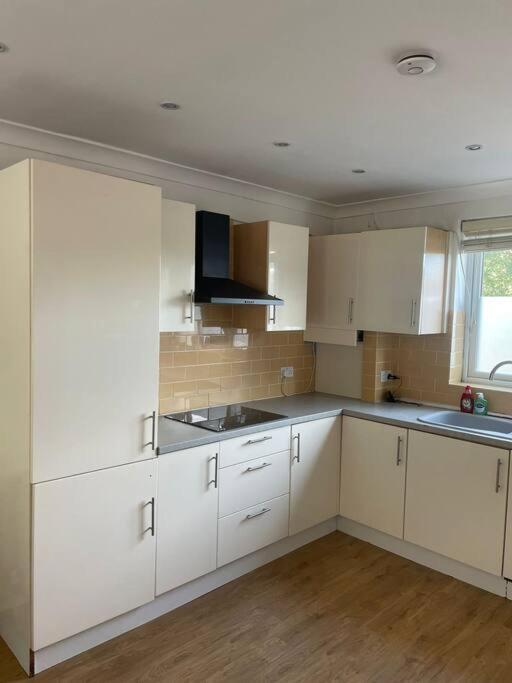 Whole Apartment Near To London Bromley Exterior photo